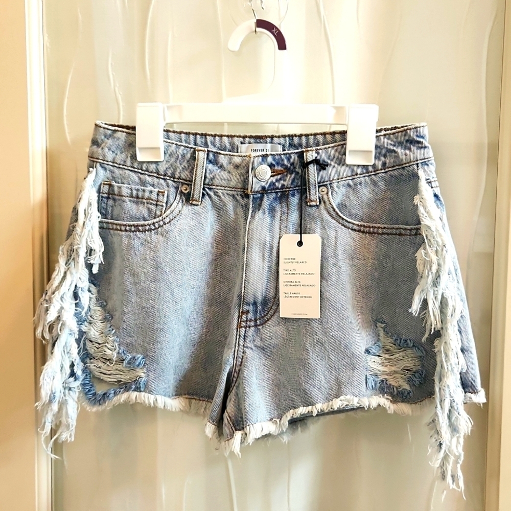 NWT Forever 21 Retro High Rise Denim Distressed Fringe Shorts